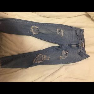 Levi’s ripped jeans
